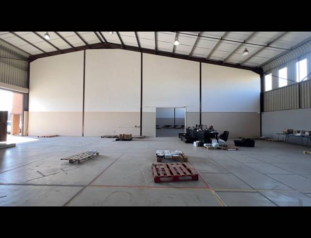 1,189M² WAREHOUSE TO LET IN AIRPORT PARK